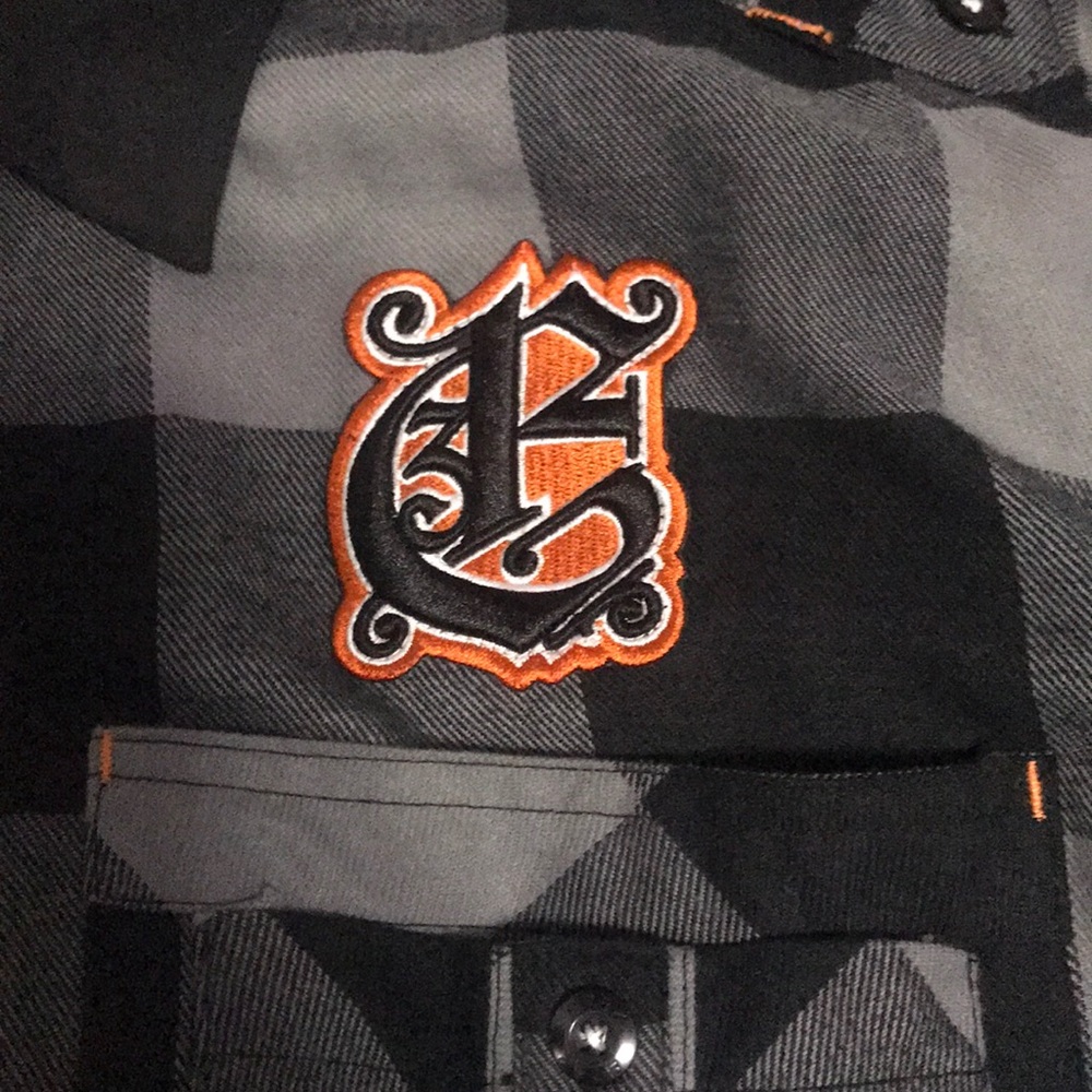 Men’s flannel - Picture 3 of 3